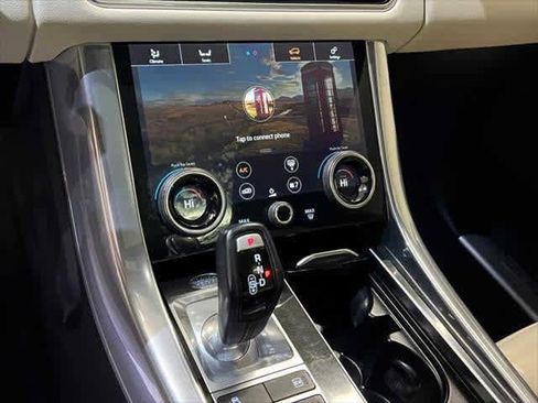Used 2021 Land Rover Range Rover Sport HSE image 24