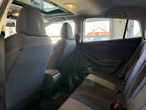 Used 2018 Subaru Crosstrek 2.0i Premium w/ Moonroof Package image 26