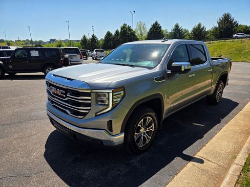 Used 2025 GMC Sierra 1500 SLT image 7