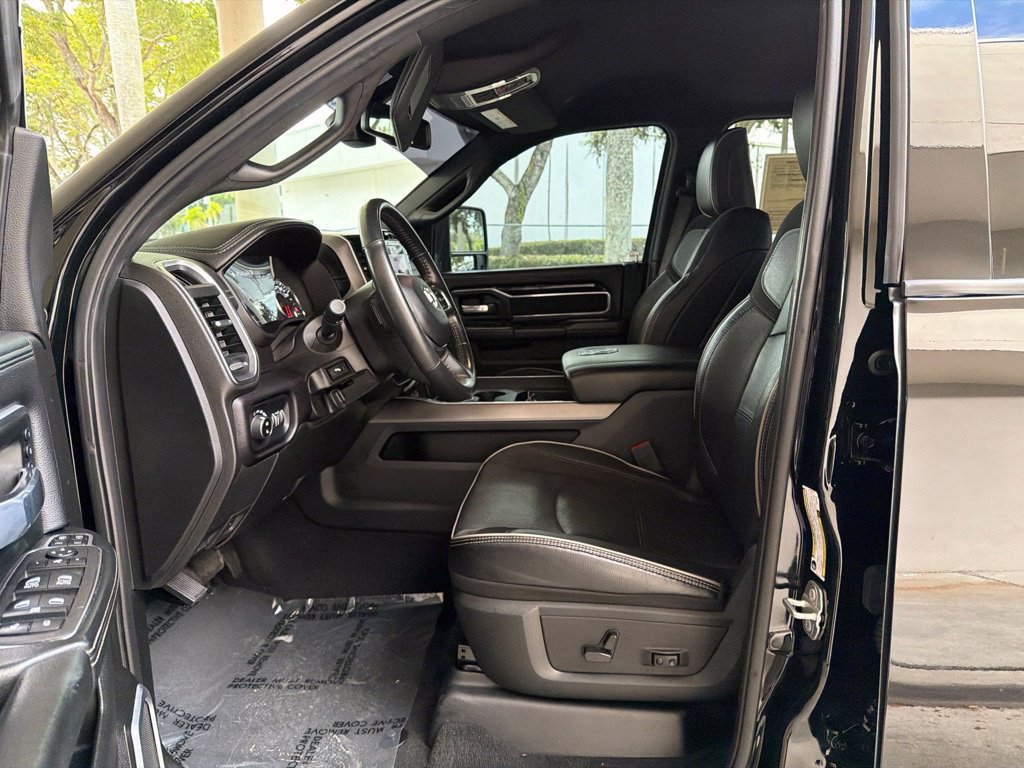 Used 2023 RAM 2500 Laramie w/ Night Edition AWD/4WD image 6