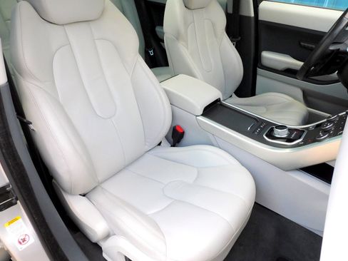 Used 2013 Land Rover Range Rover Evoque Pure Plus image 19