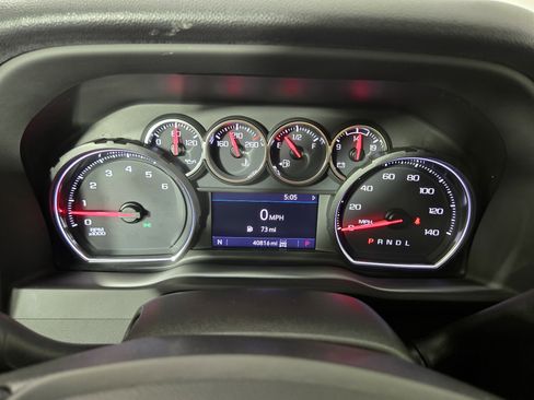 Used 2022 Chevrolet Silverado 1500 LT Trail Boss w/ Convenience Package II image 18