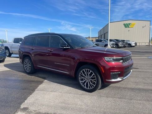 Used 2022 Jeep Grand Cherokee L Summit image 3