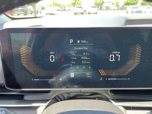 New 2026 Kia Carnival EX FWD image 27