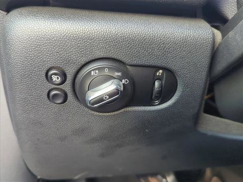 Used 2022 MINI Cooper S w/ Premium Package image 23