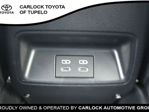 Used 2026 Toyota Corolla LE FWD image 31