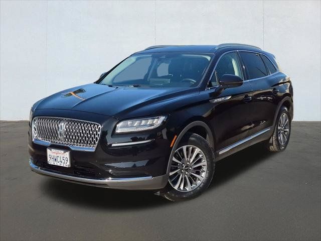 Used 2023 Lincoln Nautilus FWD w/ Premium Package image 1