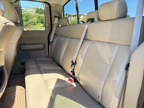 Used 2005 Ford F150 XLT AWD/4WD image 27