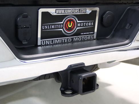 Used 2022 Chevrolet Silverado 2500 LT w/ Convenience Package AWD/4WD image 15