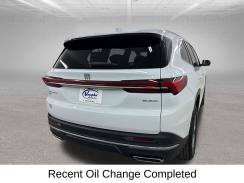 Used 2025 Buick Enclave Preferred image 12