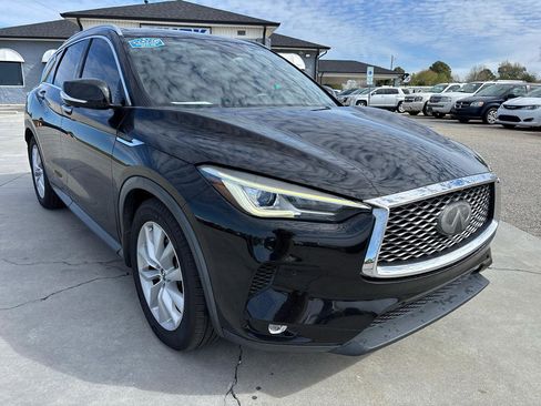 Used 2019 INFINITI QX50 Essential w/ Proactive Package image 2
