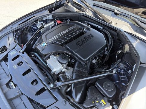 Used 2016 BMW 535i xDrive Sedan AWD/4WD image 17
