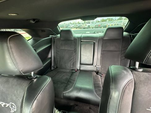 Used 2019 Dodge Challenger SRT Hellcat Redeye RWD image 12