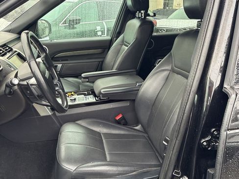 Used 2019 Land Rover Discovery HSE image 5