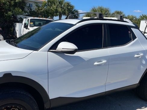 Used 2022 Hyundai Santa Cruz SEL Premium image 2