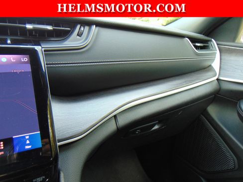 Certified 2024 Jeep Grand Cherokee L Limited w/ Black Appearance Package AWD/4WD image 30