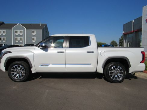 Used 2025 Toyota Tundra 1794 Edition AWD/4WD image 9