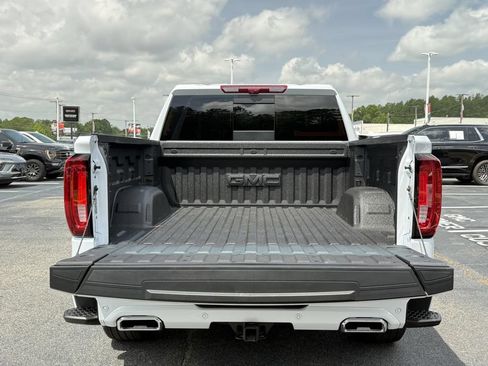 Used 2026 GMC Sierra 1500 Denali AWD/4WD image 16