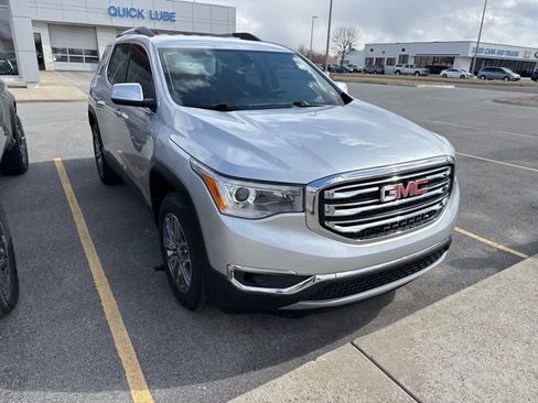 Used 2019 GMC Acadia SLE w/ LPO, Floor Liner Package image 3