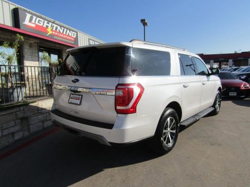 Used 2019 Ford Expedition Max XLT w/ Equipment Group 202A image 4