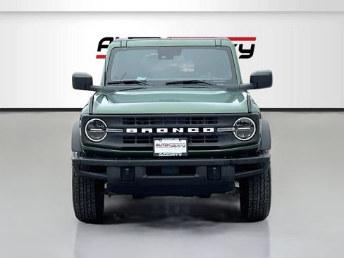 Used 2022 Ford Bronco Black Diamond AWD/4WD image 2