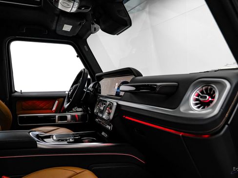 Used 2025 Mercedes-Benz G 63 AMG 4MATIC image 49