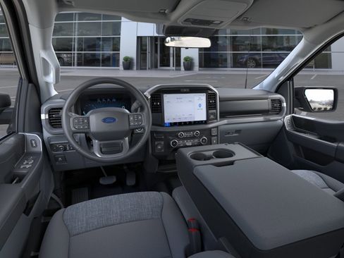 New 2026 Ford F150 XLT w/ XLT Chrome Appearance Package AWD/4WD image 9
