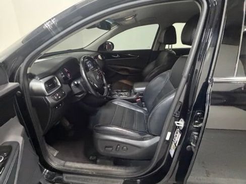 Used 2019 Kia Sorento EX AWD/4WD image 14