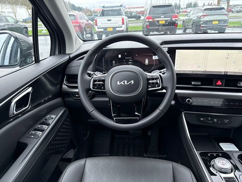 New 2026 Kia Carnival SX FWD image 22