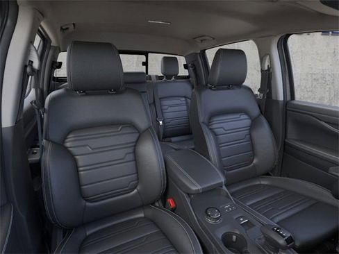 New 2025 Ford Ranger Lariat w/ FX4 Off-Road Package image 10