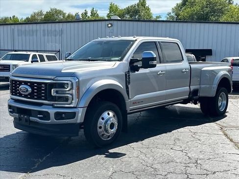 Used 2024 Ford F450 Platinum w/ FX4 Off-Road Package AWD/4WD image 5