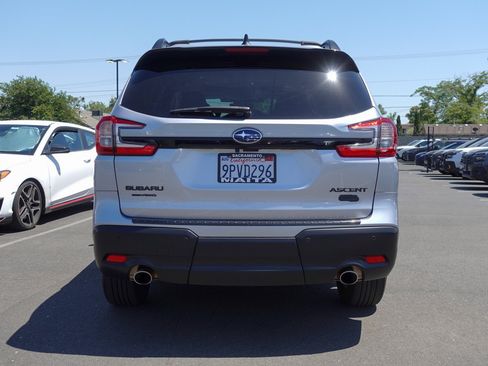 Certified 2025 Subaru Ascent Bronze Edition AWD/4WD image 6