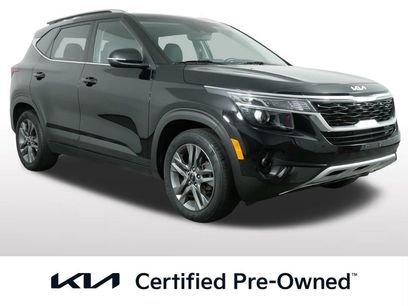 Used 2023 Kia Seltos S w/ Navigation Package