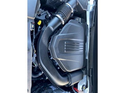 Used 2025 GMC Acadia Elevation image 13