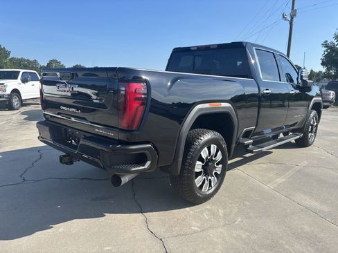 Used 2025 GMC Sierra 2500 Denali w/ Denali Reserve Package image 5