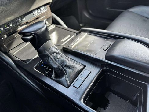 Used 2021 Lexus ES 250 w/ Premium Package image 31