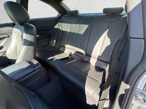 Used 2016 BMW M235i Coupe image 17