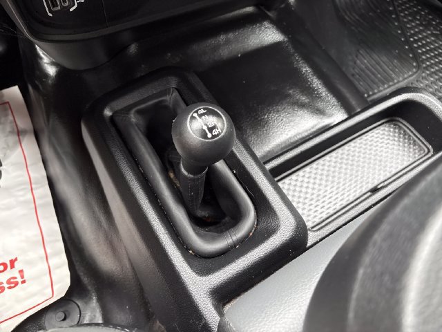 Used 2021 RAM 2500 Tradesman w/ Chrome Appearance Group AWD/4WD image 18