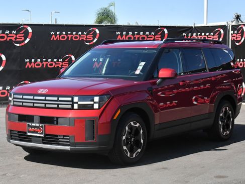 Used 2024 Hyundai Santa Fe SEL image 3