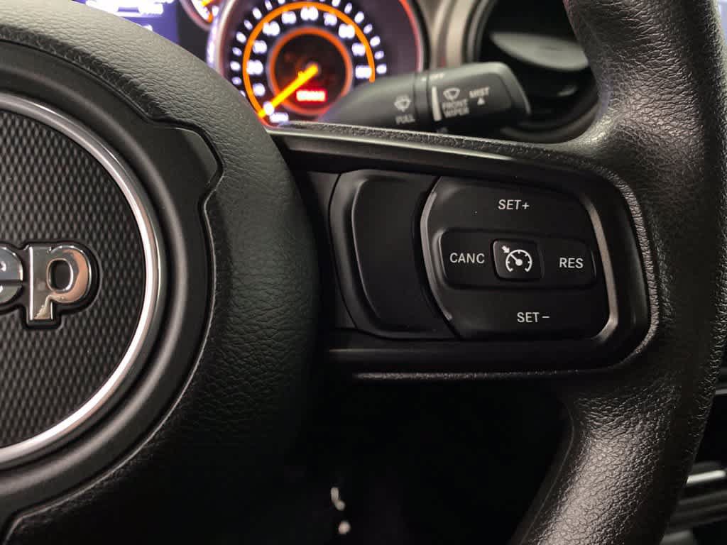 Used 2018 Jeep Wrangler Sport AWD/4WD image 17
