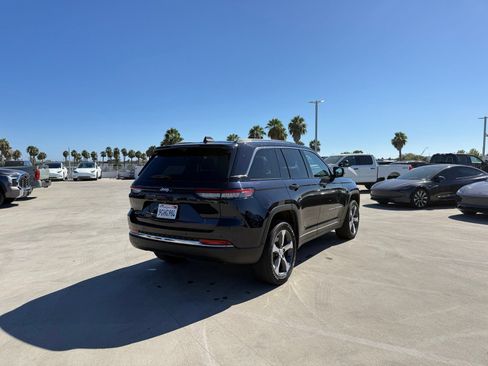 Used 2023 Jeep Grand Cherokee 4WD 4xe w/ Luxury Tech Group II image 3