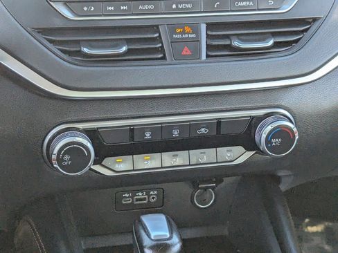 Certified 2022 Nissan Altima 2.5 SR image 22