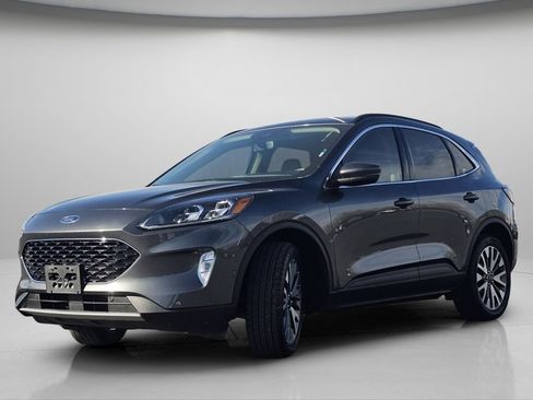 Used 2020 Ford Escape Titanium AWD/4WD image 19