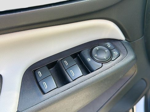 Used 2022 Chevrolet Equinox LT AWD/4WD image 8
