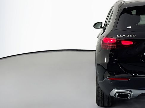 Certified 2025 Mercedes-Benz GLA 250 image 15