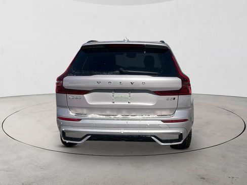 New 2026 Volvo XC60 B5 Plus w/ Protection Package Premier AWD/4WD image 4