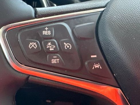 Used 2023 Chevrolet Equinox LT FWD image 36