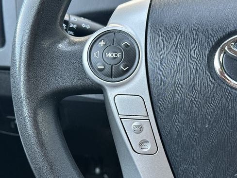 Used 2015 Toyota Prius Two image 25