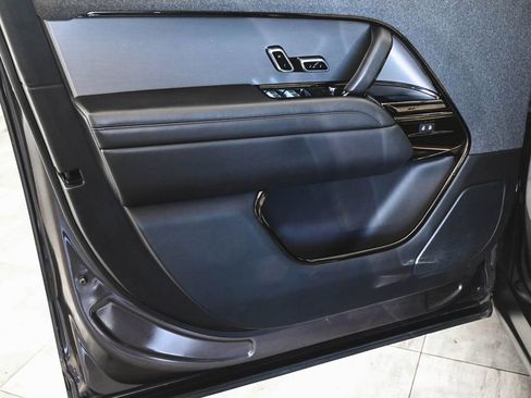Used 2023 Land Rover Range Rover Sport SE Dynamic AWD/4WD image 8
