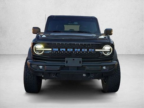 Certified 2025 Ford Bronco Outer Banks AWD/4WD image 2